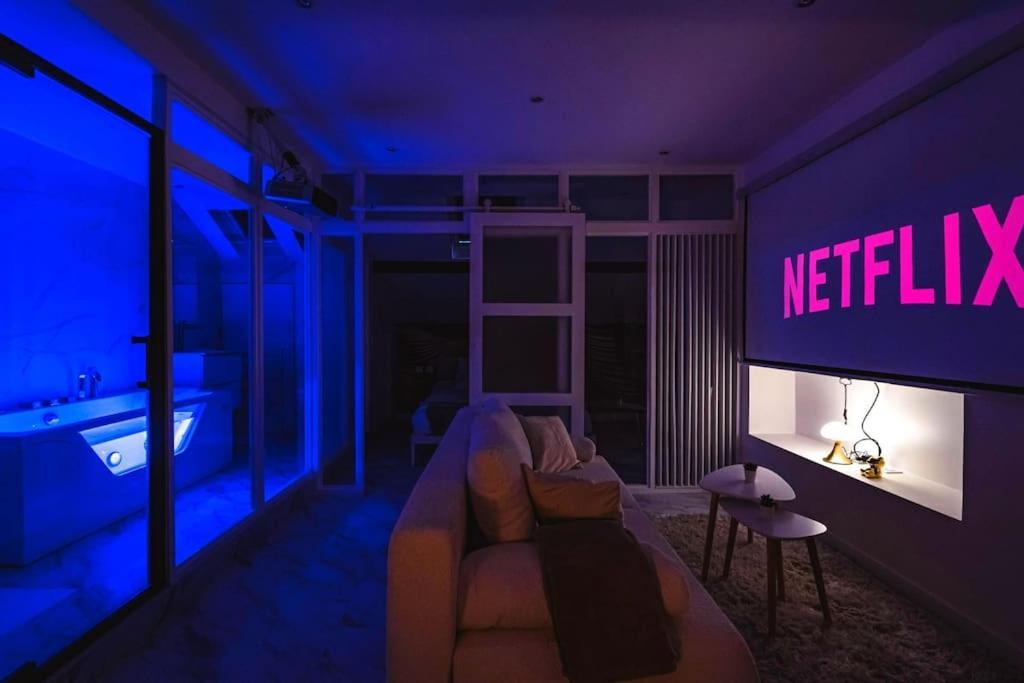 Oasis Chic - Spa Prive & Cinema แร็งส์ ภายนอก รูปภาพ