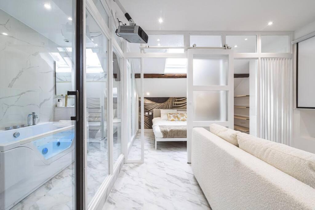 Oasis Chic - Spa Prive & Cinema แร็งส์ ภายนอก รูปภาพ